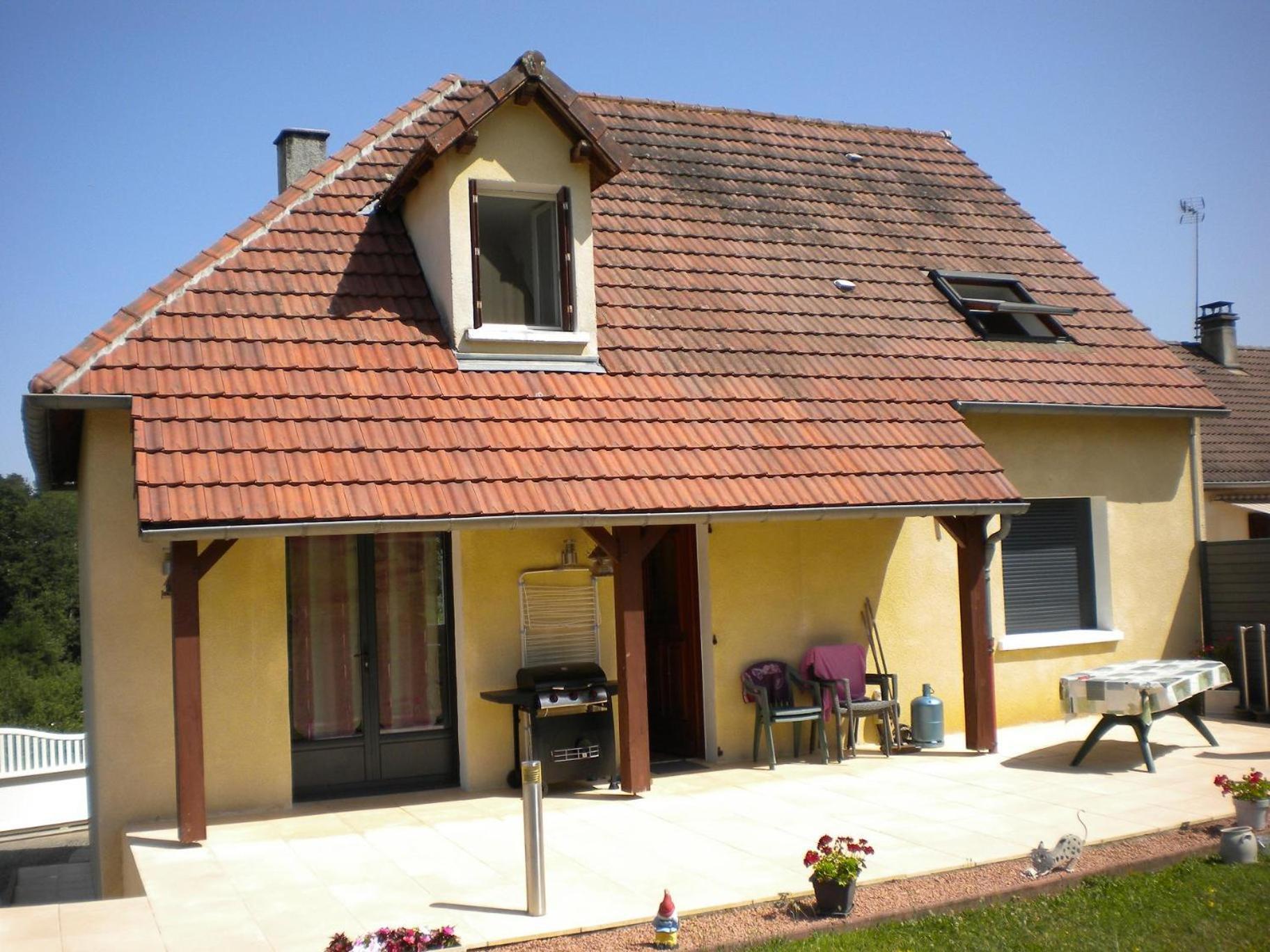Claude Et Chantal Saint-Yorre Exterior photo